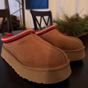UGG Tazz Platform Slippers